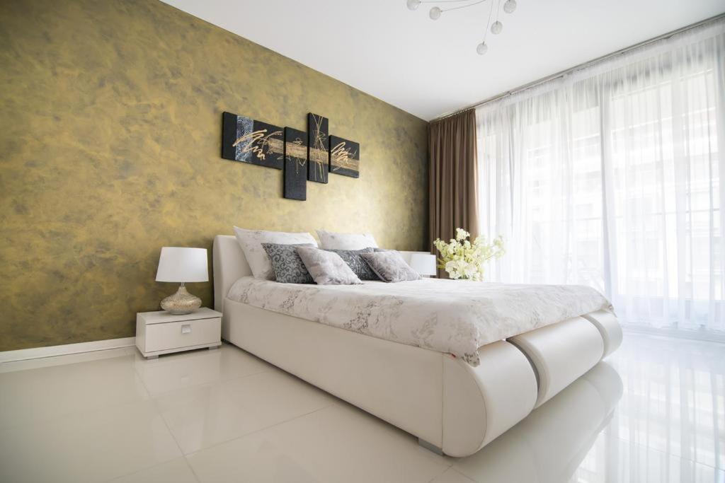 Art Apart River View فروتسواف المظهر الخارجي الصورة